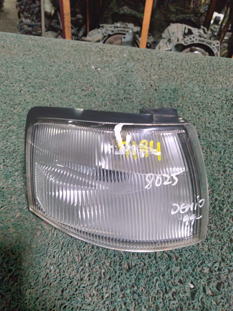Guiñador Mazda Demio 1999 RH