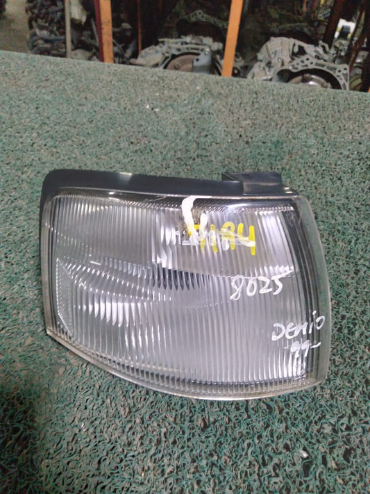 Guiñador Mazda Demio 1999 RH