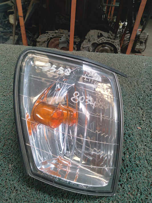 Guiñador Toyota Noah 1996 RH