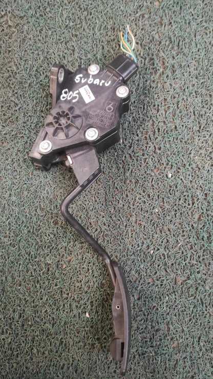 Pedal de aceleracion Subaru Impreza
