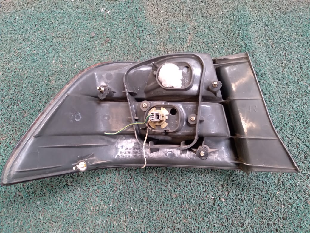 Stop Lexus 300 RH