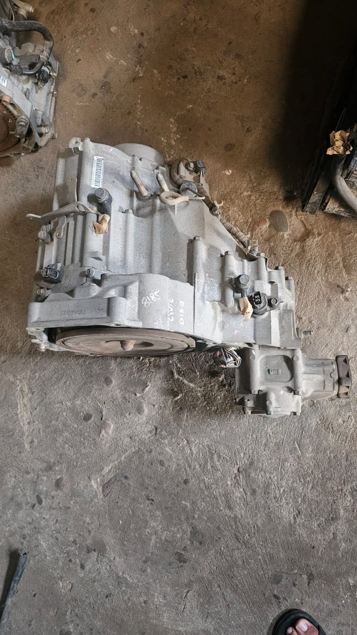 Caja CIVIC 2001 motor DB15 normal