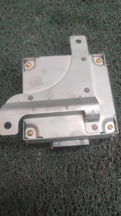 Cerebro de transmisión automática Mitsubishi Pajero io 1996