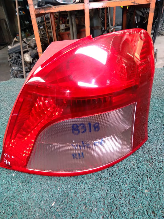 Stop Vitz 1999 RH