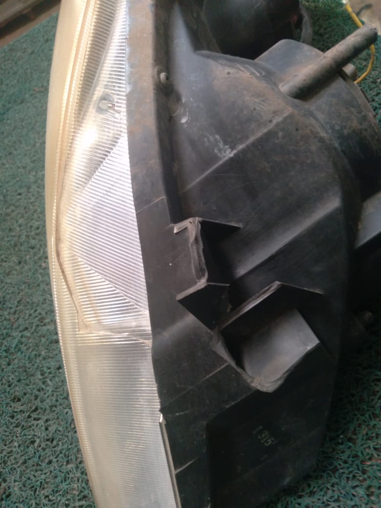 Farol Primera 2003 RH