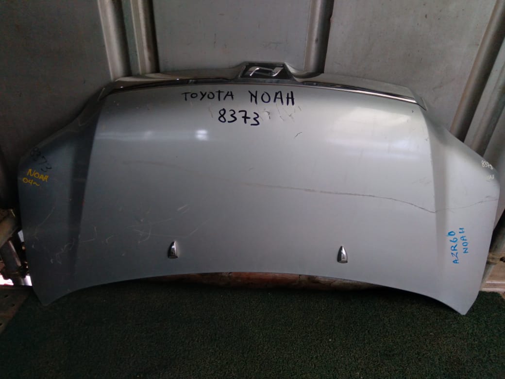 Capot Noah 2004