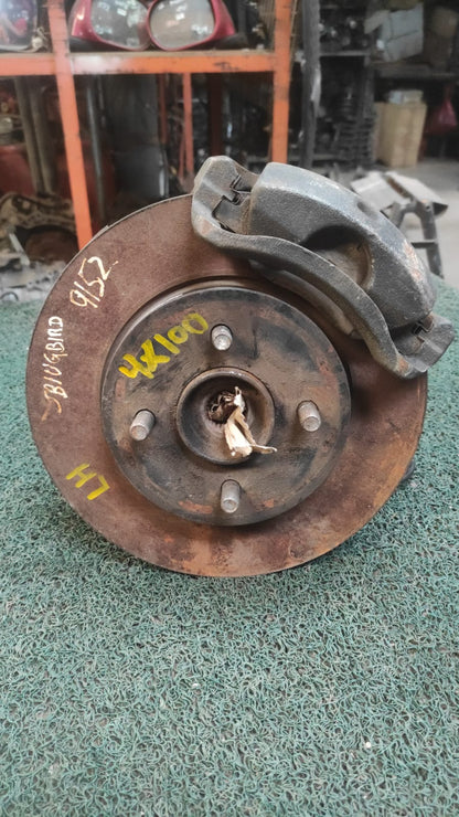 Macero Delantero LH Nissan Wingroad