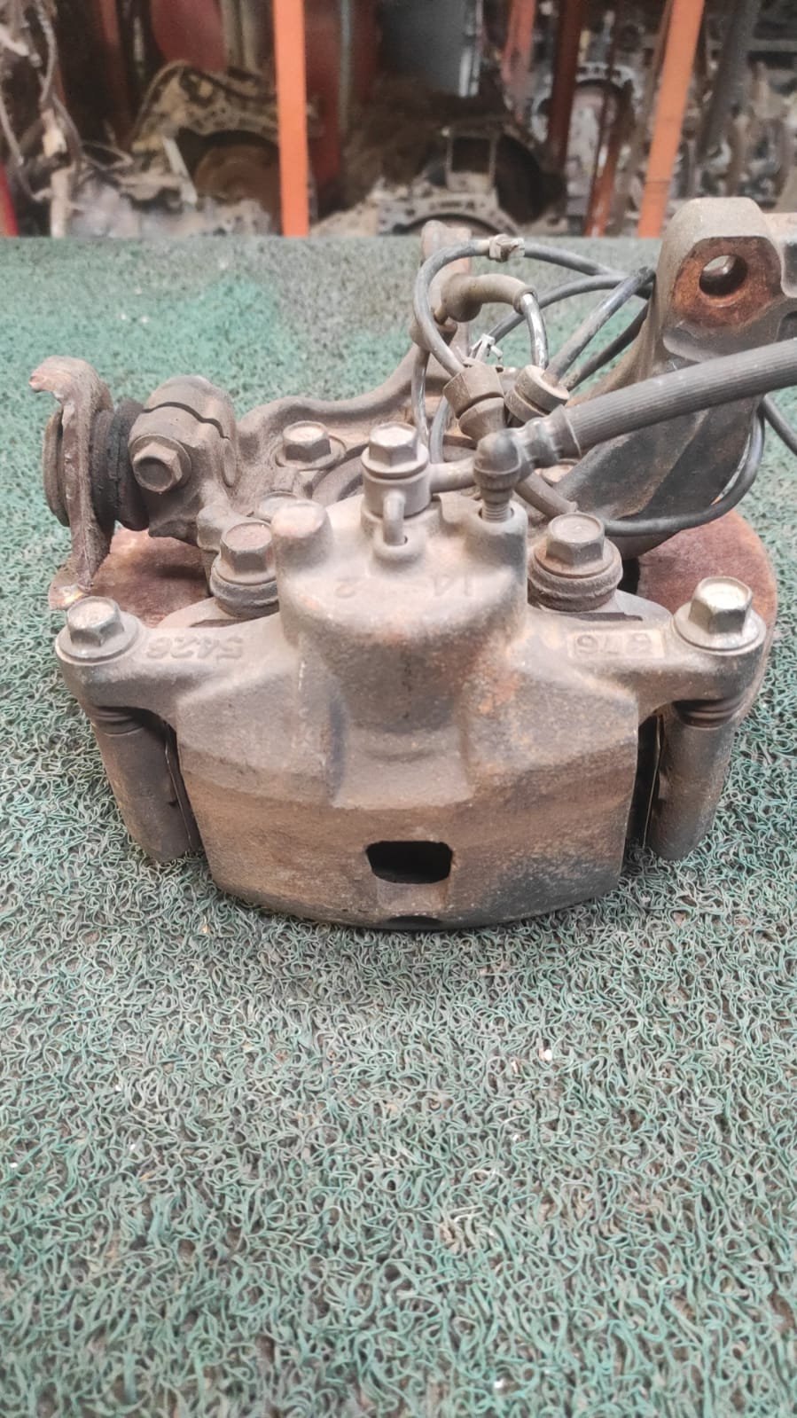 Macero Delantero LH Nissan Wingroad