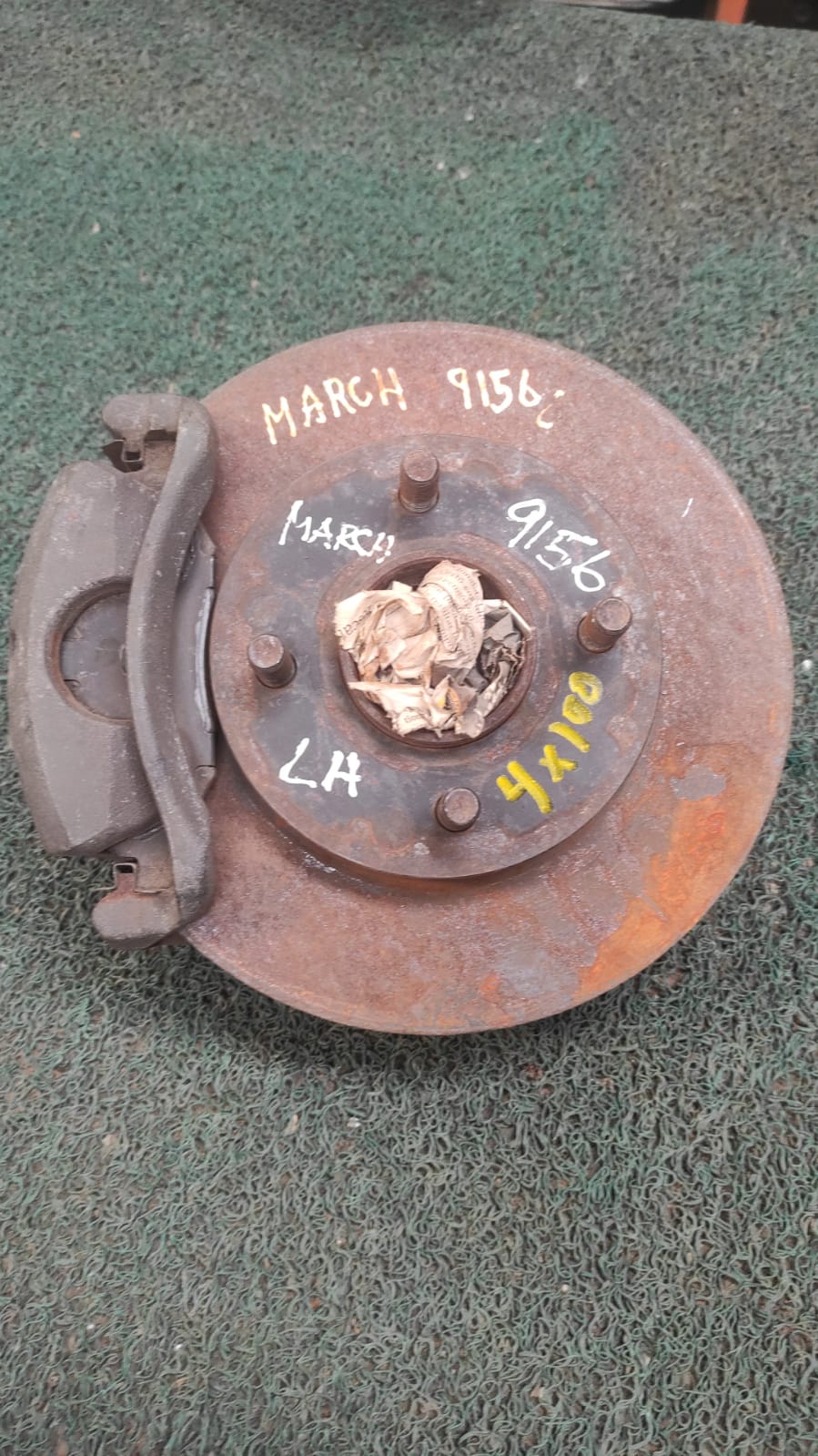 Macero Delantero LH Nissan March K12