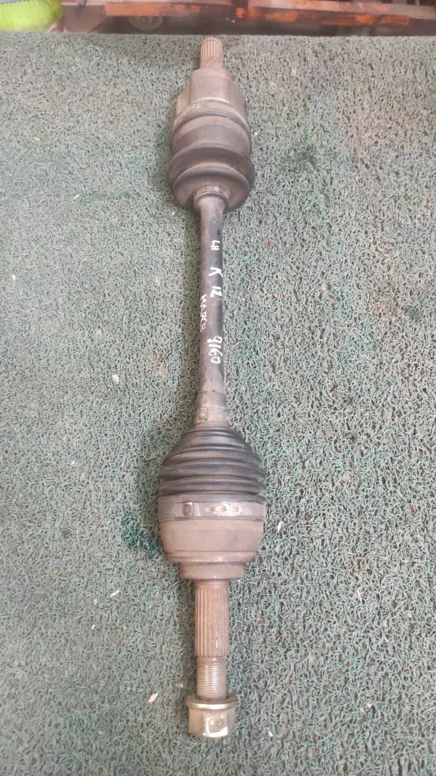 Palier Delantero LH Nissan March k12