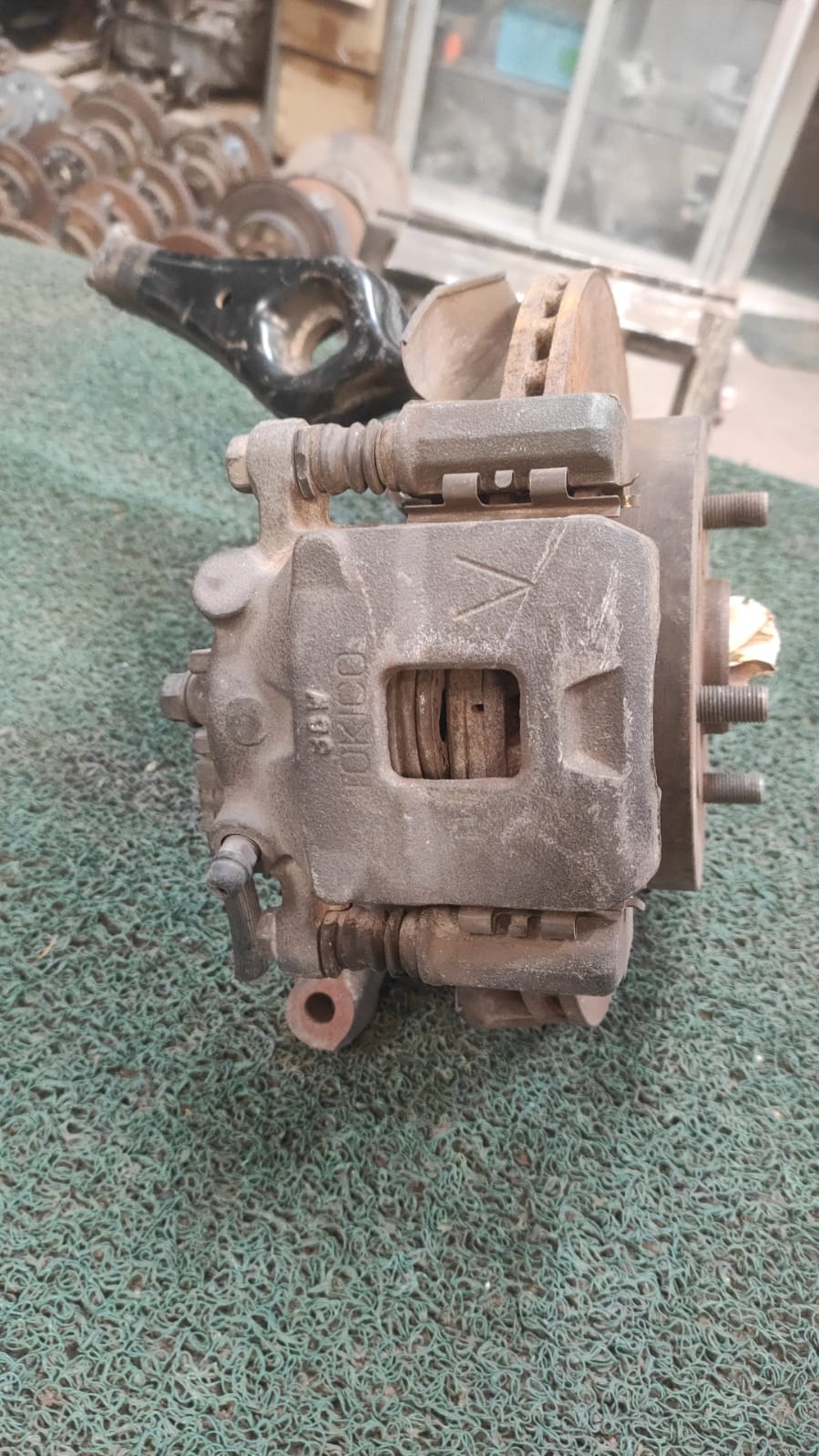 Macero Delantero RH Suzuki Swift 2000