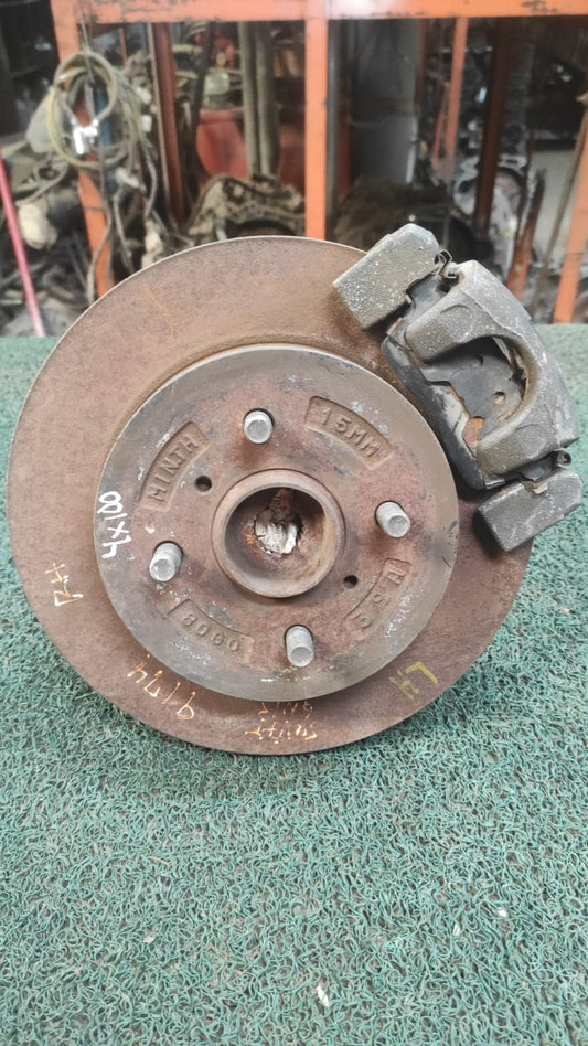 Macero Delantero LH Suzuki Swift 2000