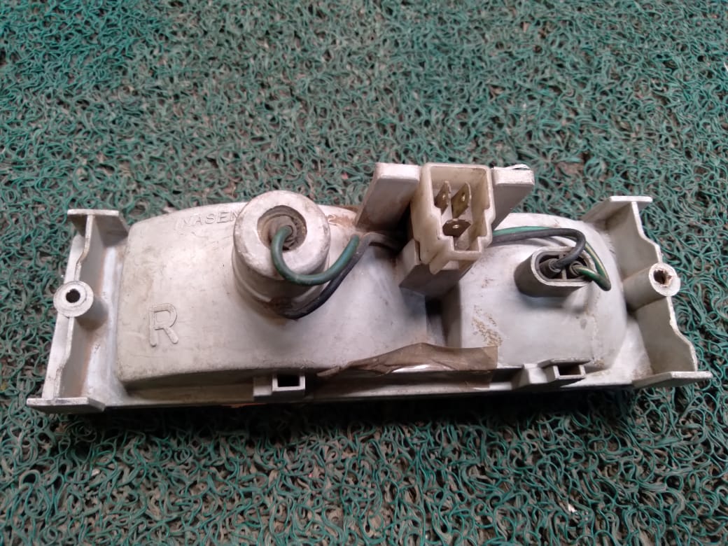 Guiñador Mitsubishi Lancer 1992 RH