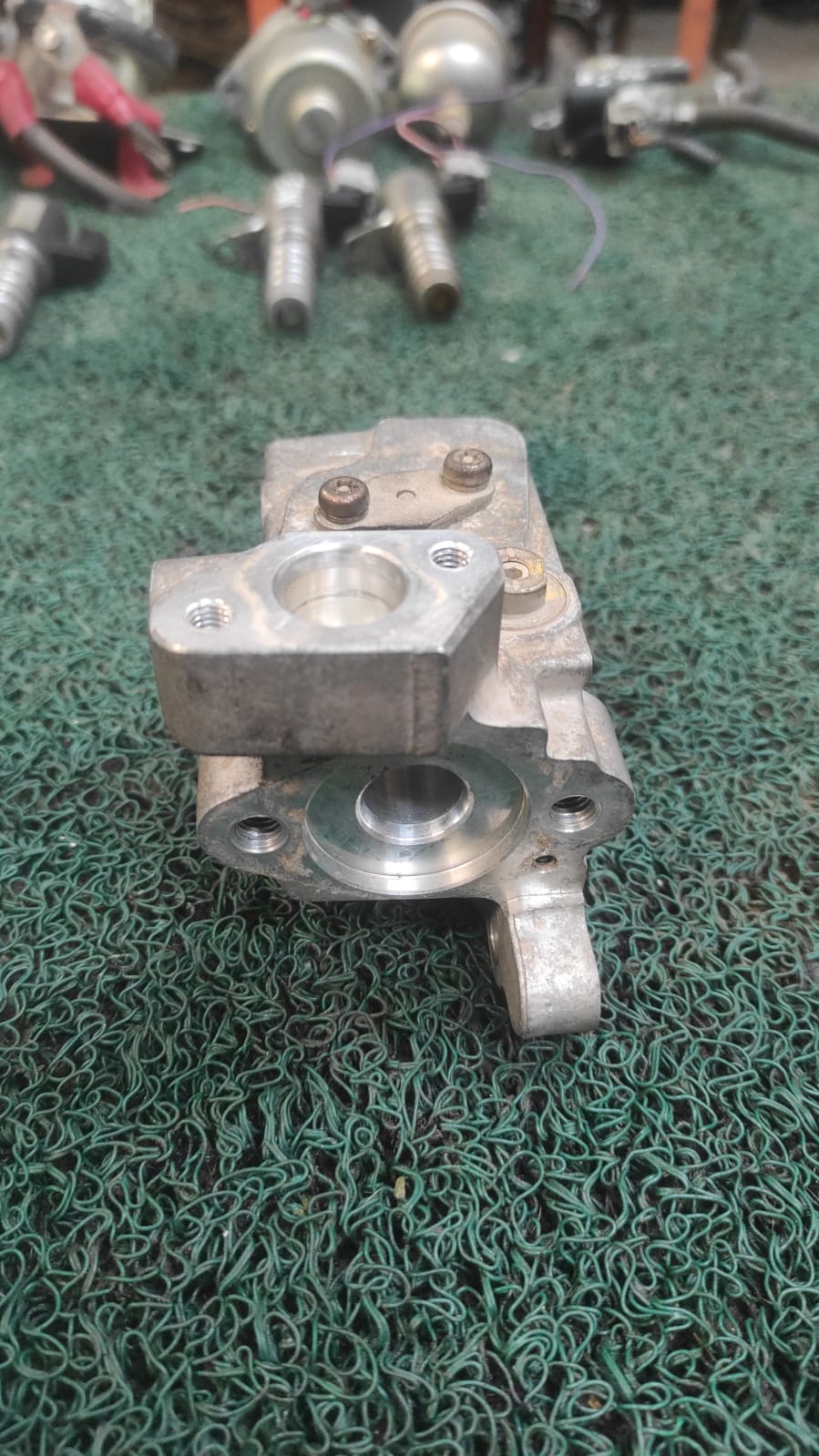 Regulador de combustible de alta presión Mitsubishi Pajero