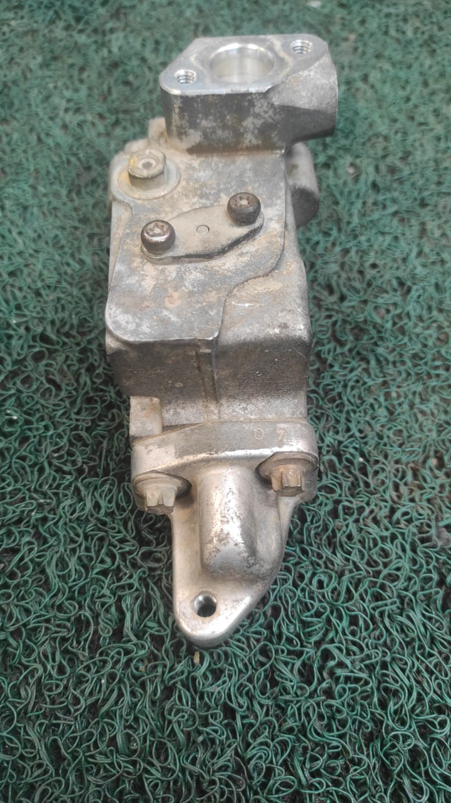 Regulador de combustible de alta presión Mitsubishi Pajero