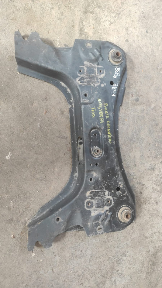 Puente delantero Nissan note, versa,tida Hr15