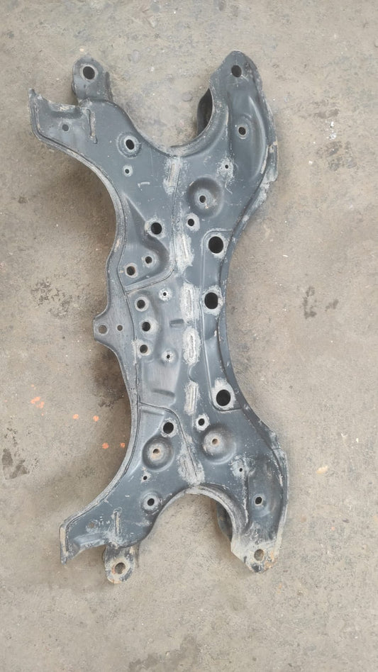 Puente delantero Toyota noah 1AZ