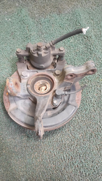 Macero Delantero RH Toyota Passo