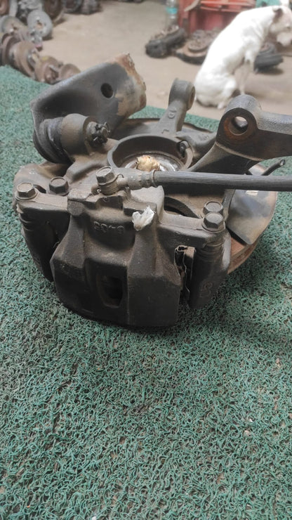 Macero Delantero LH Toyota Noah AZR60