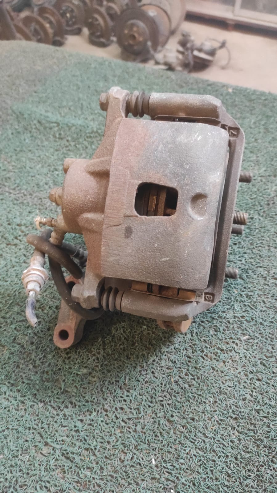 Macero Delantero RH Nissan March K12