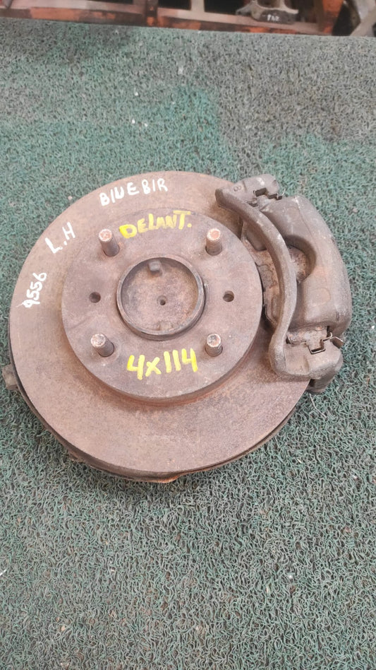 Macero Delantero LH Nissan Bluebird