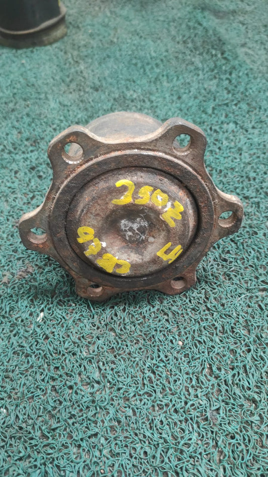 Copa de palier trasero LH Nissan 350z