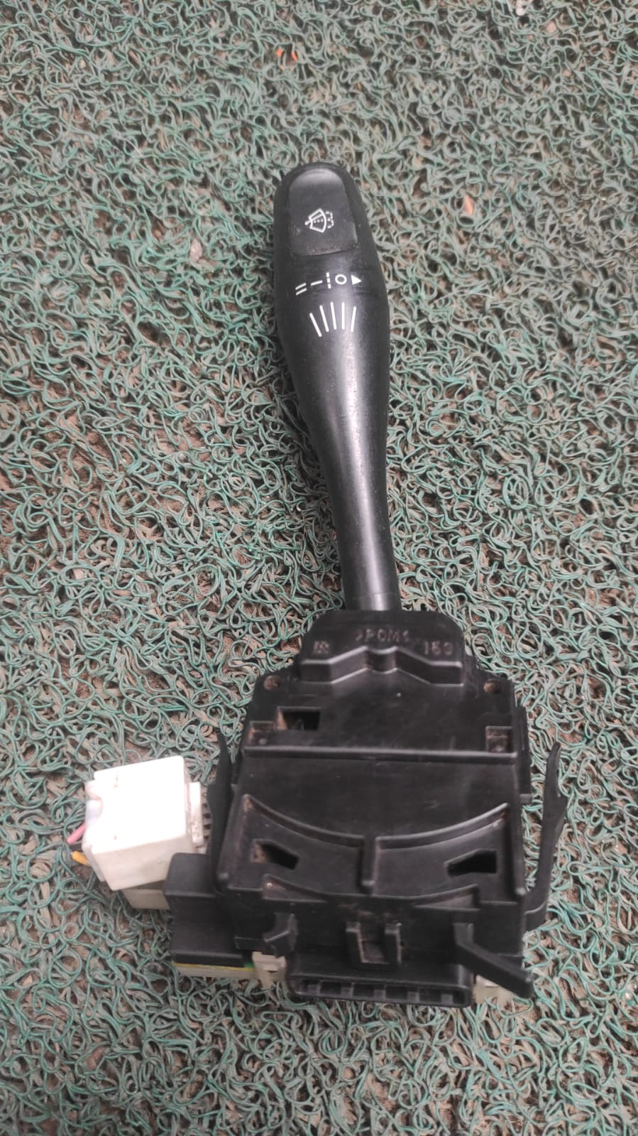 Mando bota agua MItsubishi Lancer