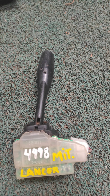 Mando bota agua MItsubishi Lancer