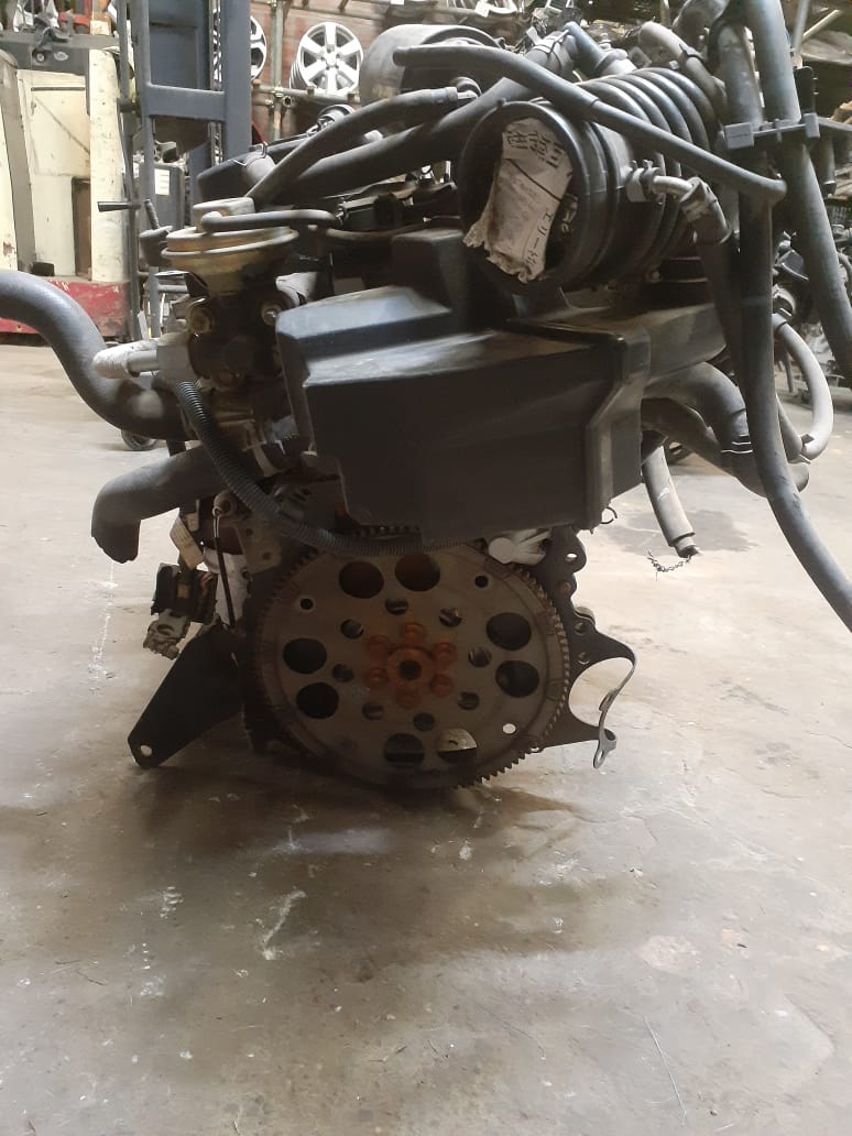Motor Nissan QG15 sin cableado