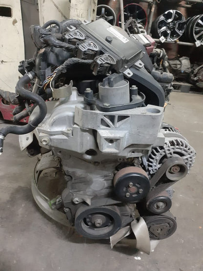 Motor completo con caja normal Nissan HR15
