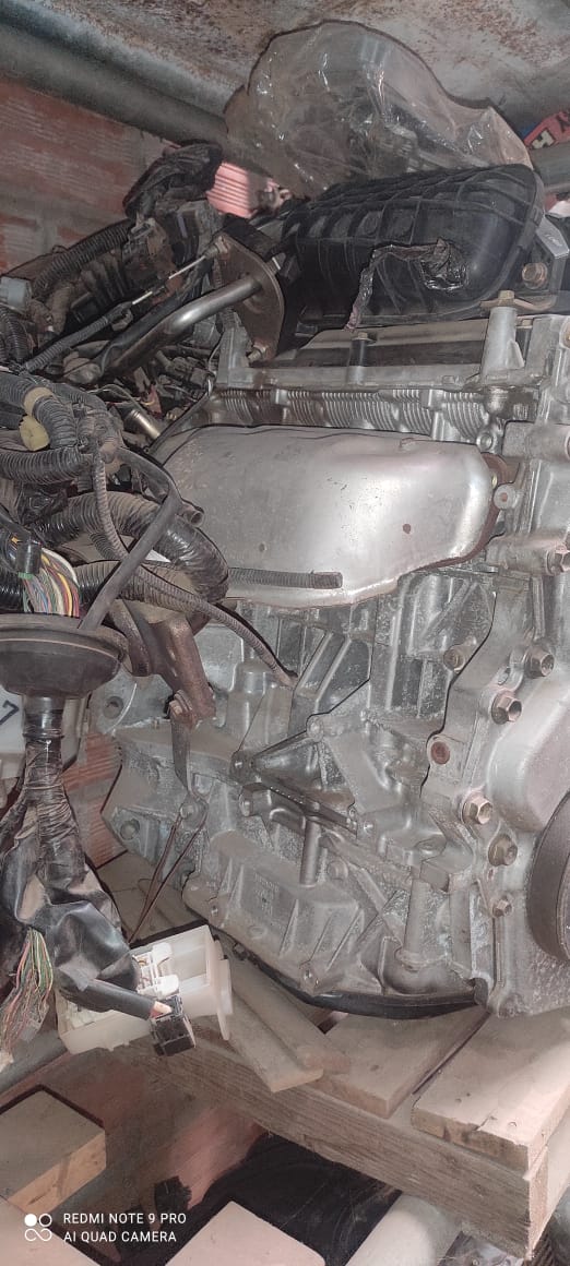Motor casi completo NIssan MR20