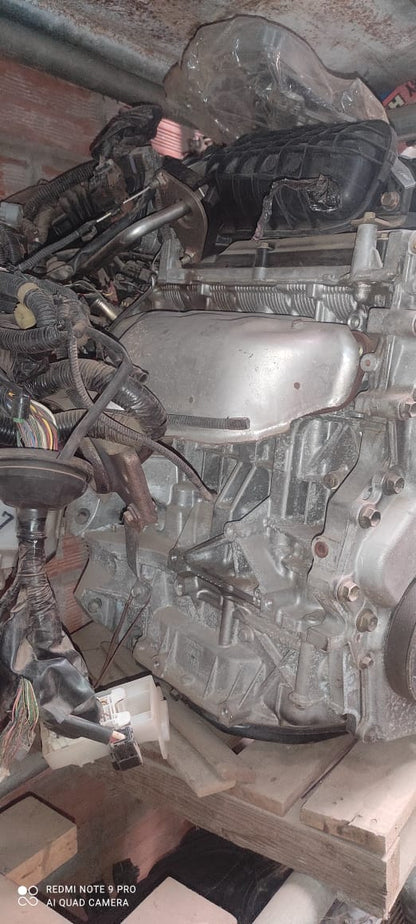 Motor casi completo NIssan MR20