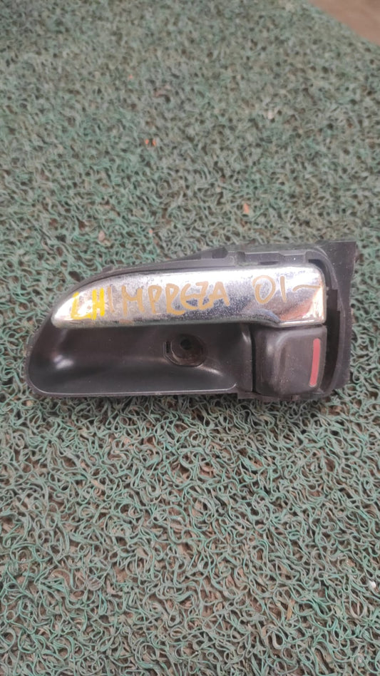 Jalador delantero interno LH Impreza 2001