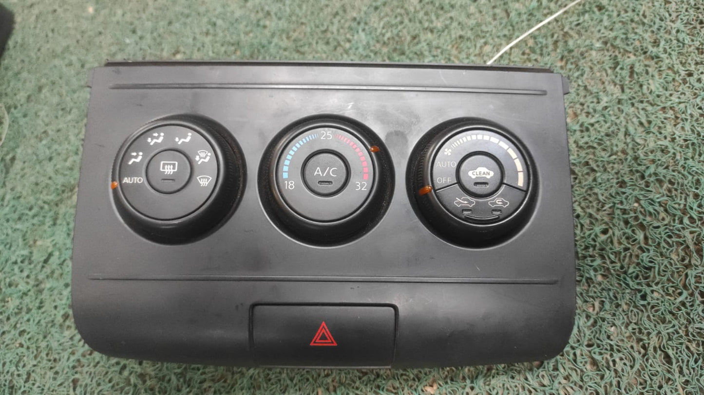 Panel de control A/C Wingroad Y12