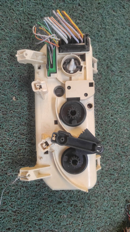 Panel de control A/C Renault Clio