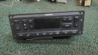 Panel de control A/C Ford Explorer