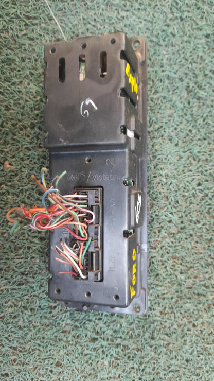 Panel de control A/C Ford Explorer
