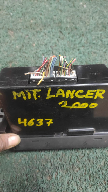 Panel de control A/C Lancer 2000