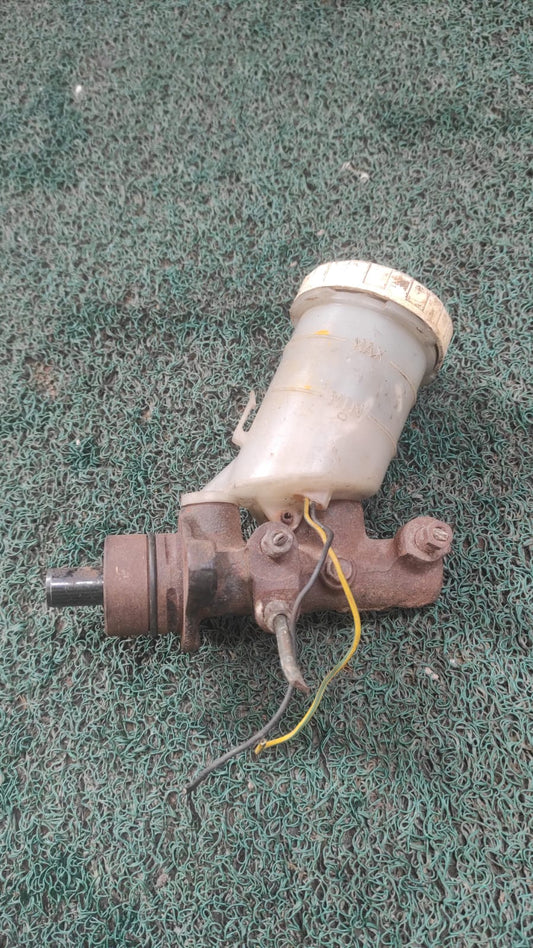 Bomba de embriague desconocido