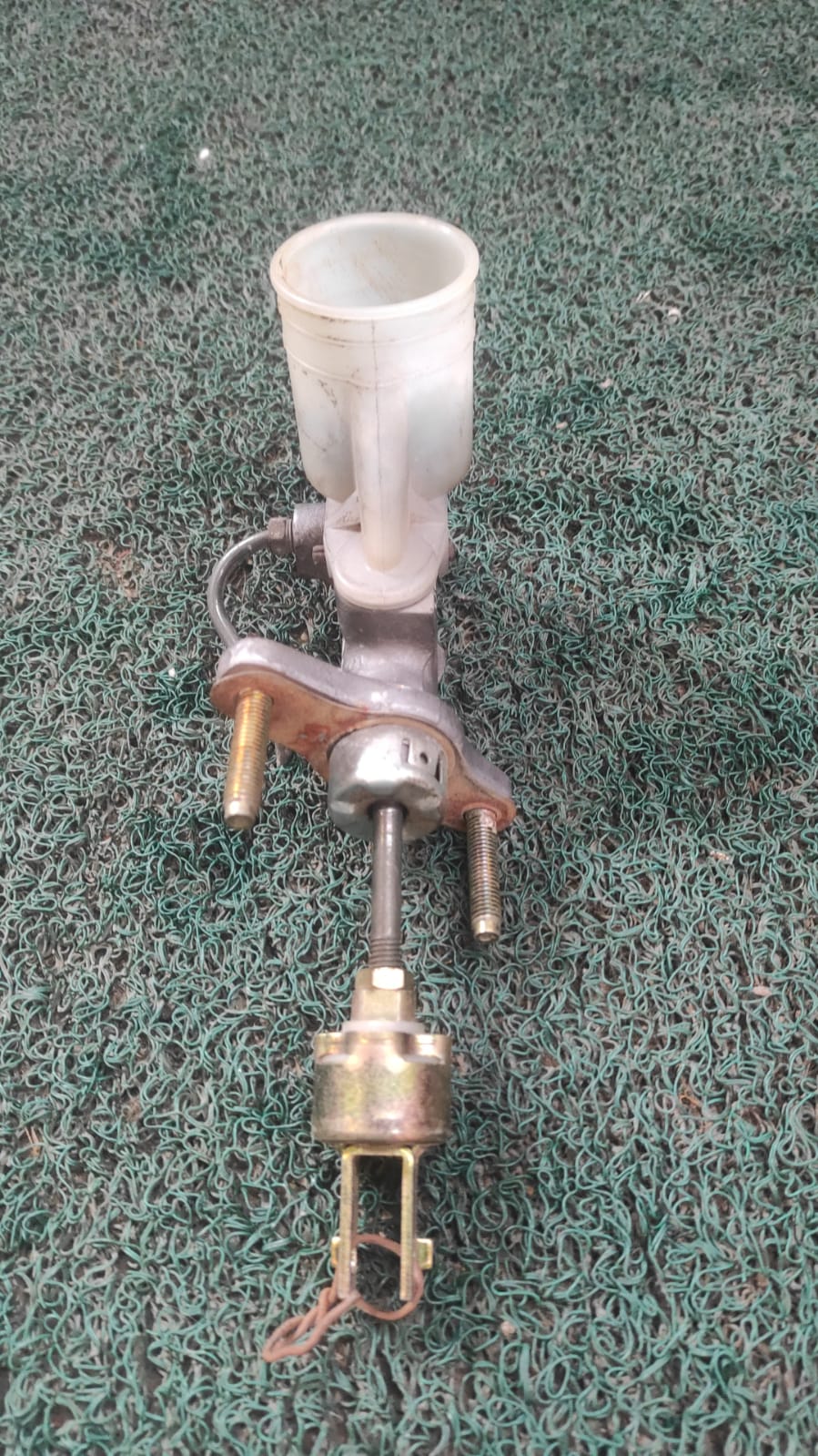 Bomba de embriague desconocido