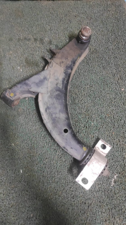 Bandeja Delantera RH Subaru Impreza