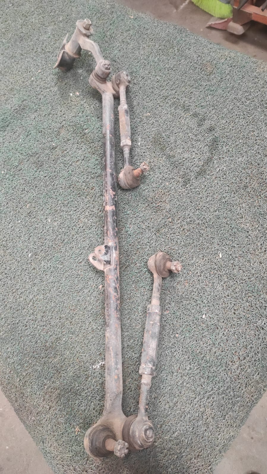 Barra de dirección Nissan Terrano