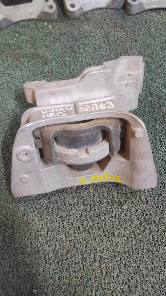 Soporte de motor Nissan HR15