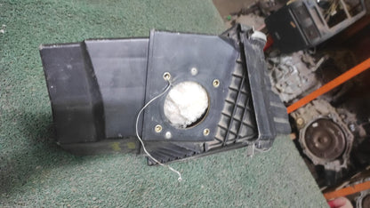 Caja de filtro de aire Nissan Primera
