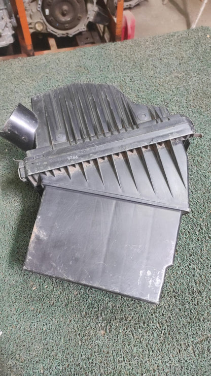 Caja de filtro de aire Nissan Primera