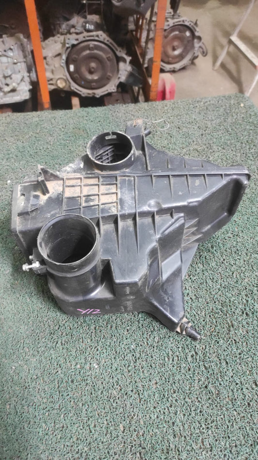 Caja de filtro de aire Nissan Wingroad MR18