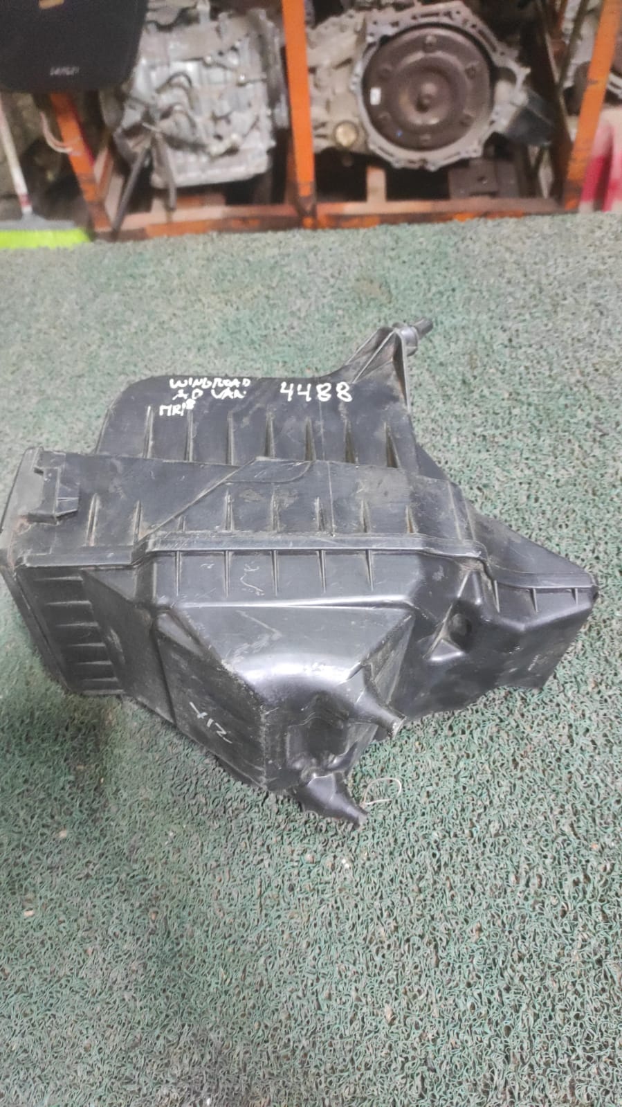 Caja de filtro de aire Nissan Wingroad MR18