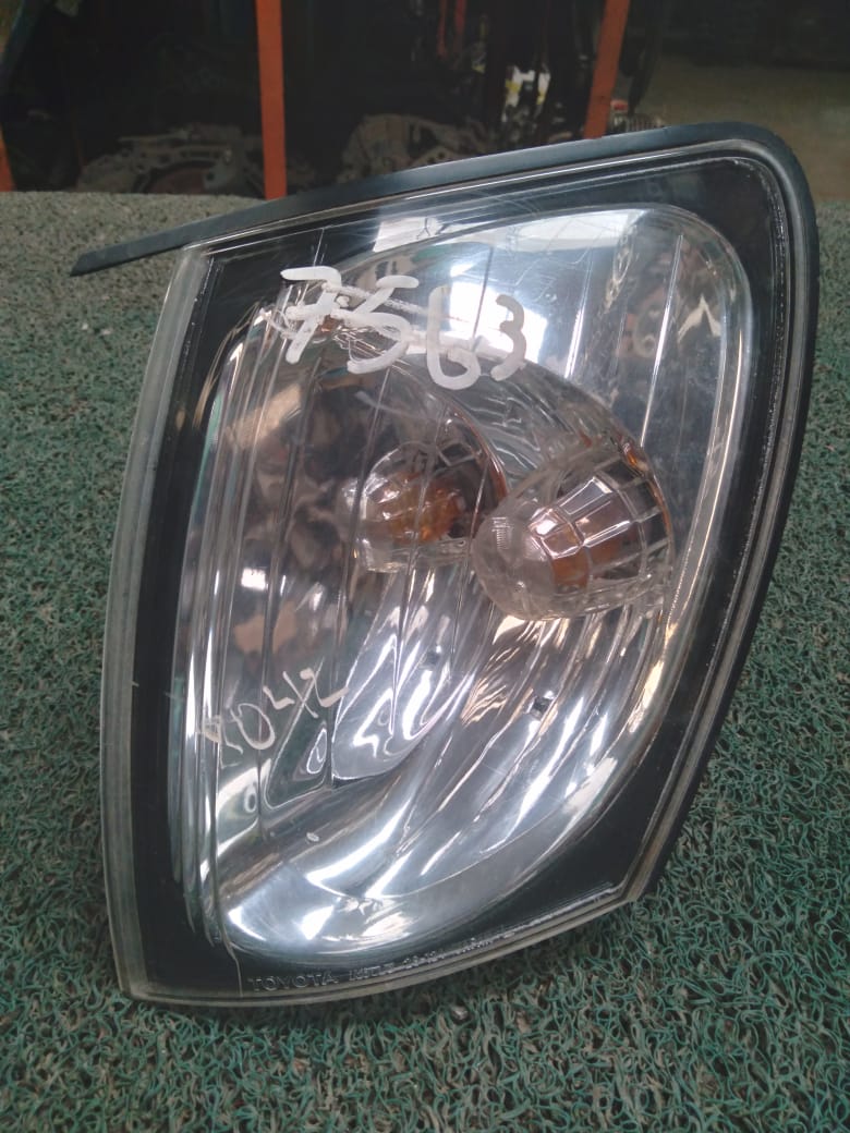 Guiñador Toyota Noah 1998 LH