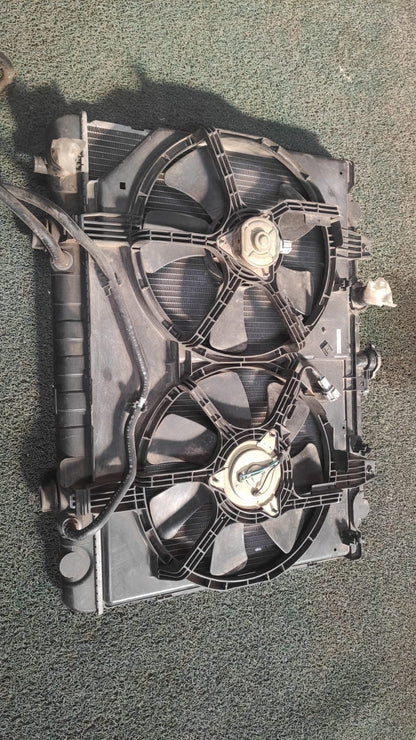 Radiador de agua Nissan Serena-Liberty 2001 SR20