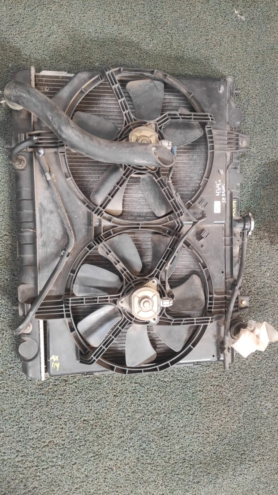 Radiador de agua Nissan Serena SR20